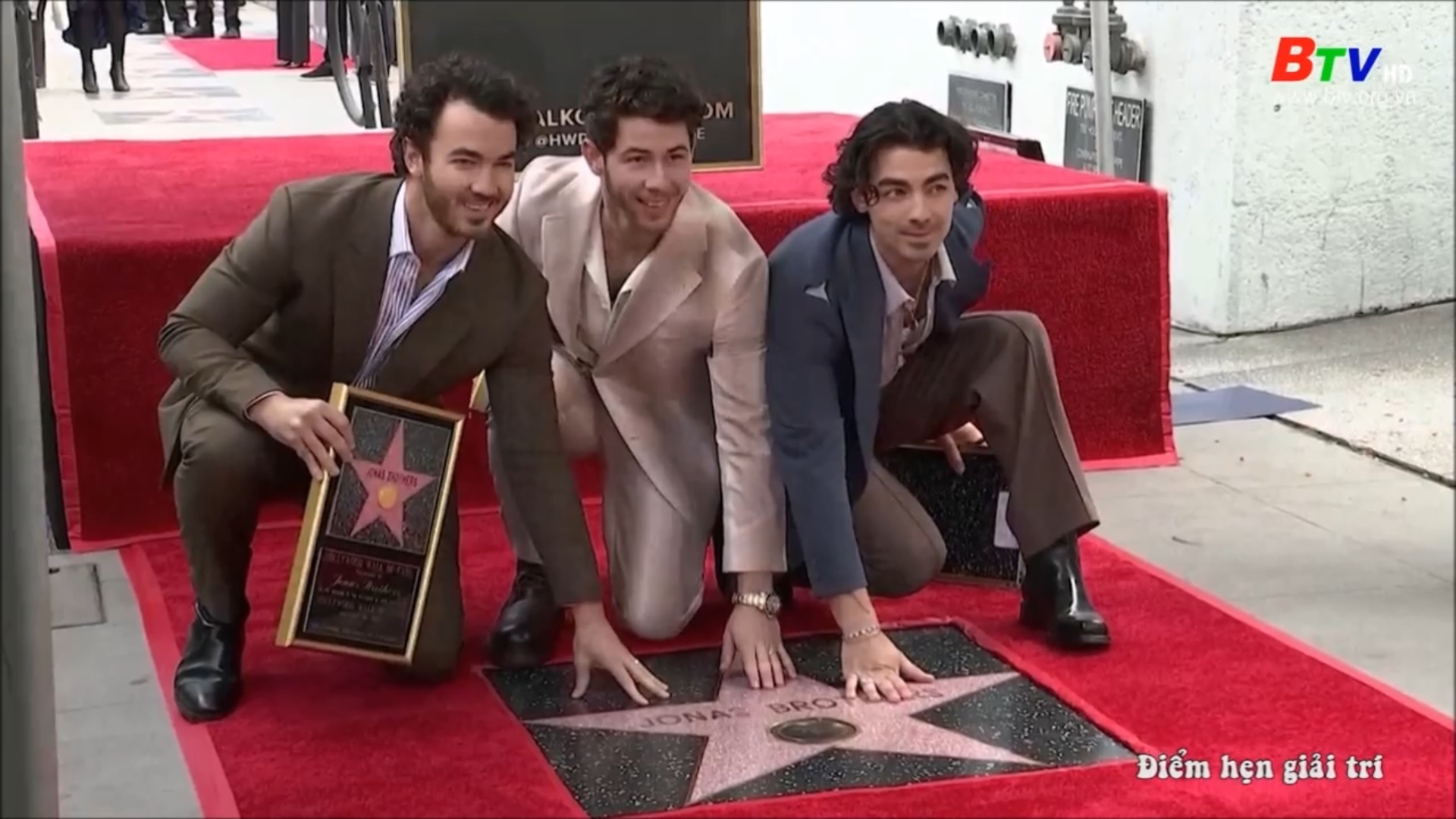 Ban nhạc anh em nhà Jonas nhận sao trên đại lộ danh vọng Hollywood
